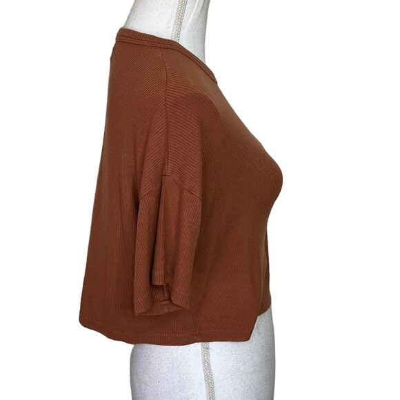 Welcome to my closet! - Picture 6 of 12